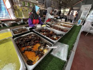 Tanjung Selera Warisan Bonda Dan Roti Canai by VisitPahang.my